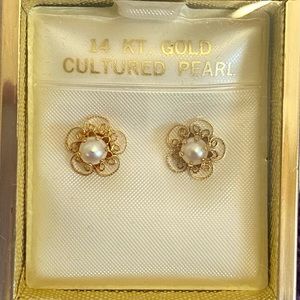 New 14K Gold Cultured Pearl Stud Earrings